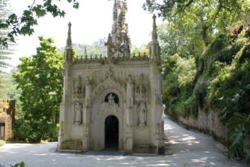 Portugal-Sintra-Quinta-Regaleira-Capela-Santíssima-Trindade